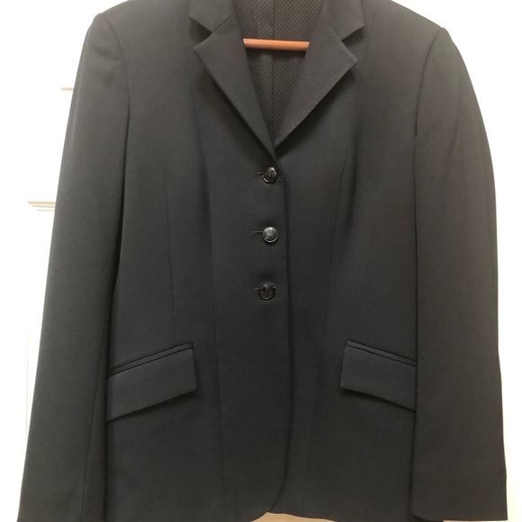 Cynthia Munro Hadfield’s LTD Equestrian Riding Jacket - Picture 2 of 15